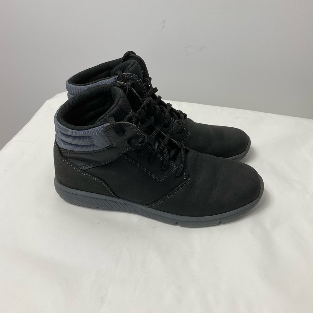 🛑SOLD🛑 Timberland Hoverlite Rebotl Size 6 Youth Boys Black Chukka Boots